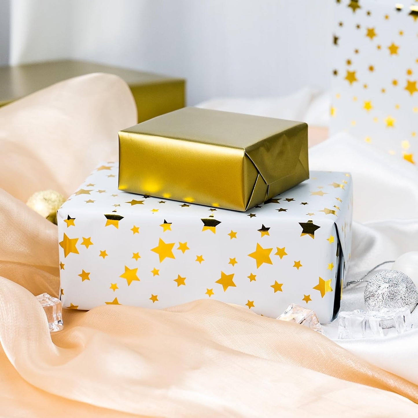 Burymento Gold Foil Five-Pointed Star Wrapping Paper, Reversible Gold Gift Wrap for Birthday, Valentines, Mothers day, Graduation, Wedding, Fathers day, Baby Shower, Christmas (17in x 32.8ft)