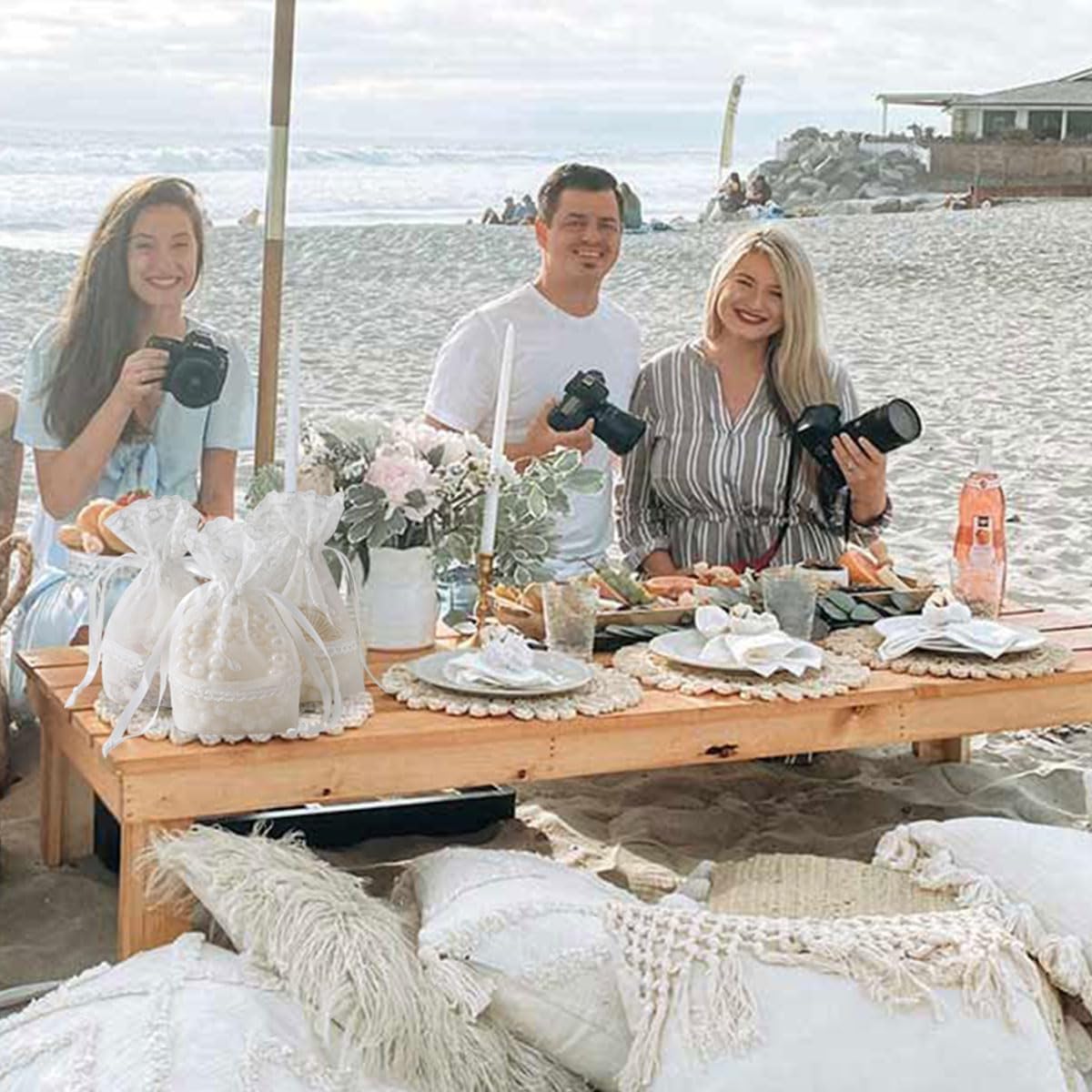 Ewanda store 20Pcs Lace Organza Drawstring Bags Five Petal Flower White Lace Bag for Wedding Christmas Birthday Party Favors Jewelry Pouches