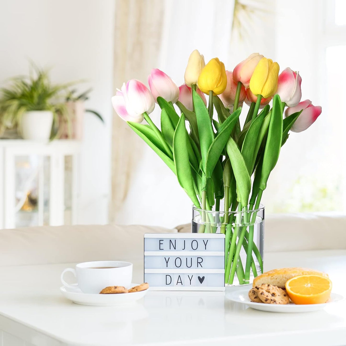 Mimorou 24 Pcs 4 Inch Tall Glass Vases Bulk Clear Cylinder Flower Vases Transparent Candle Holder Wedding Table Centerpieces Decoration Bulk for Home Dinners Party Event