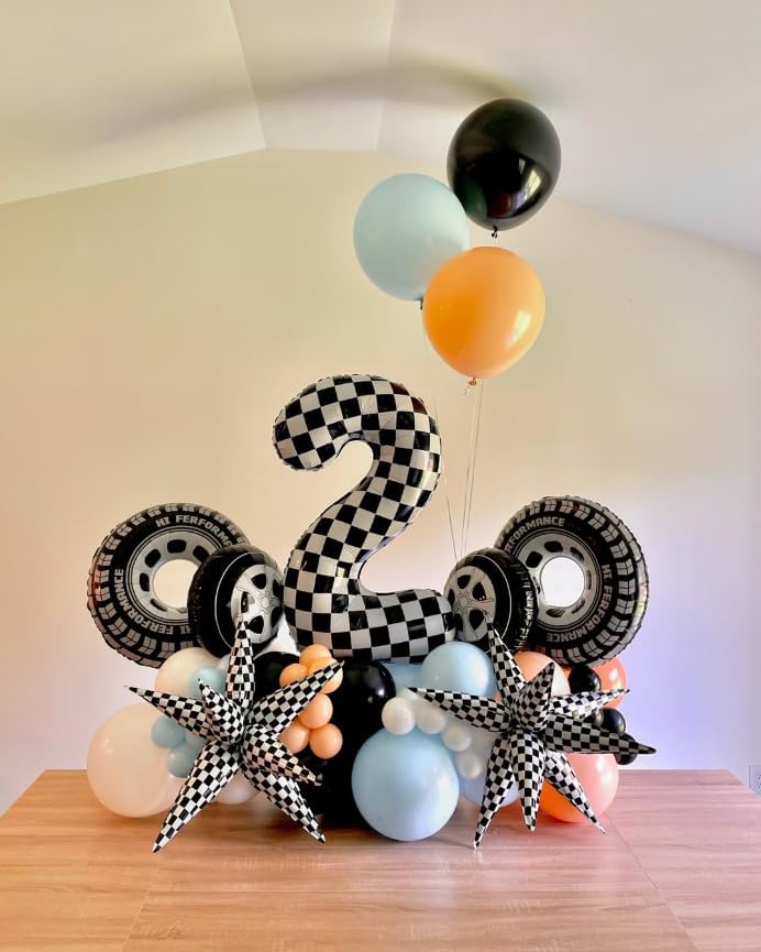 3pcs 26inch 3D Black White Explosion Star foil Balloon,Black White Foil Cone Starburst Balloons for Birthday Wedding New Year Party Event