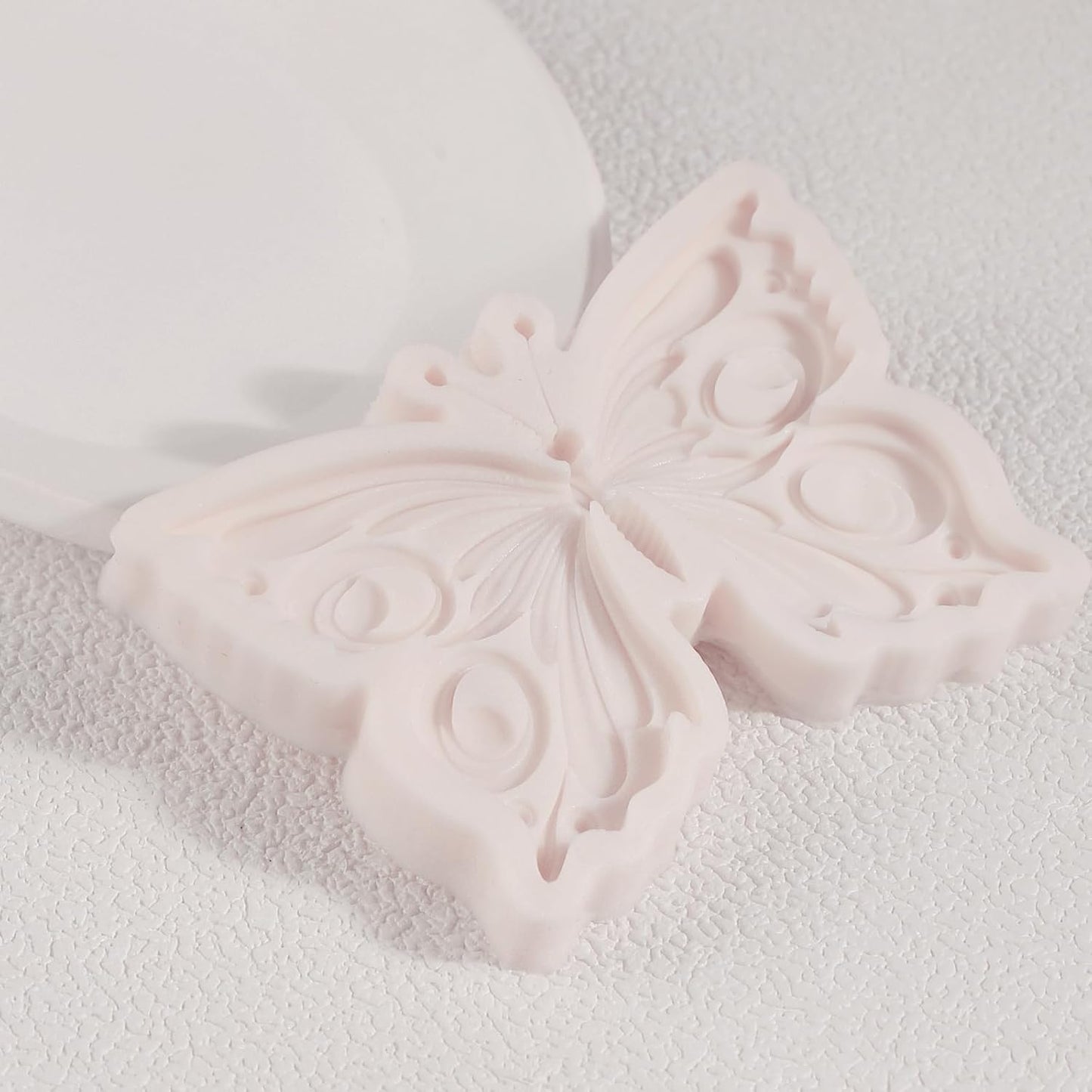 1Pcs 3D Butterfly Silicone Mold, Non-Stick Butterfly Cake Decoration Fondant Molds, for Kitchen Baking, Chocolate, Candy, Biscuits, Flower Paste, Resin Mold, Clay Modeling, Home Decor