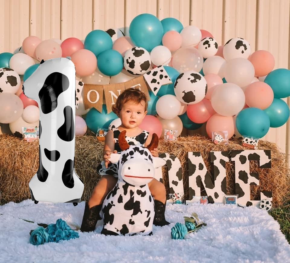 Cow Print Number Balloon Birthday Decorations, 40 inch Number balloon 0-9(Zero-Nine), Cow Balloon for Farm Birthday Party Supplies, Cow Themed birthday party Decorations (Number 2)