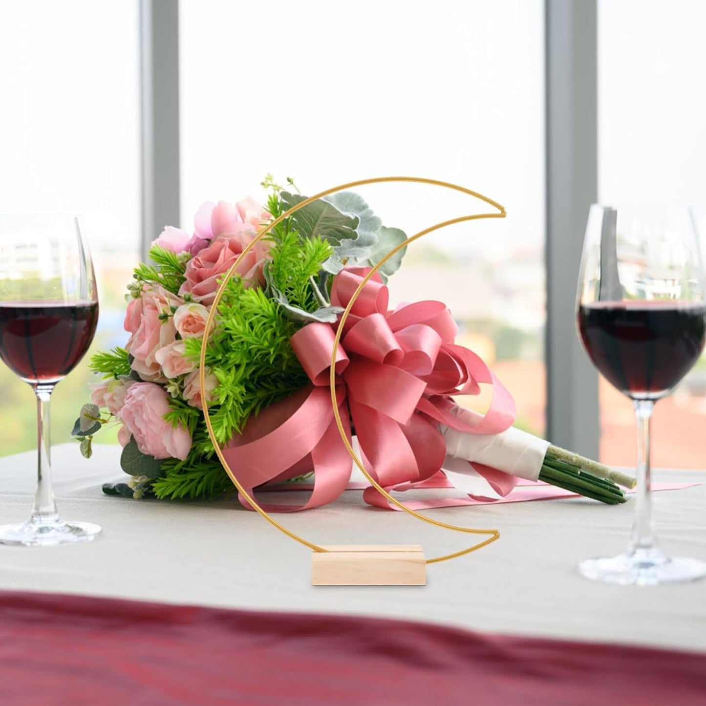 Dining Table Decor 10 Sets Metal Floral Hoop Moon Shaped Metal Wreath Ring Stand with Wood Holder Centerpiece Table Decor for DIY Xmas Wedding Table Decor Flower Garlands (Moon,26x20cm