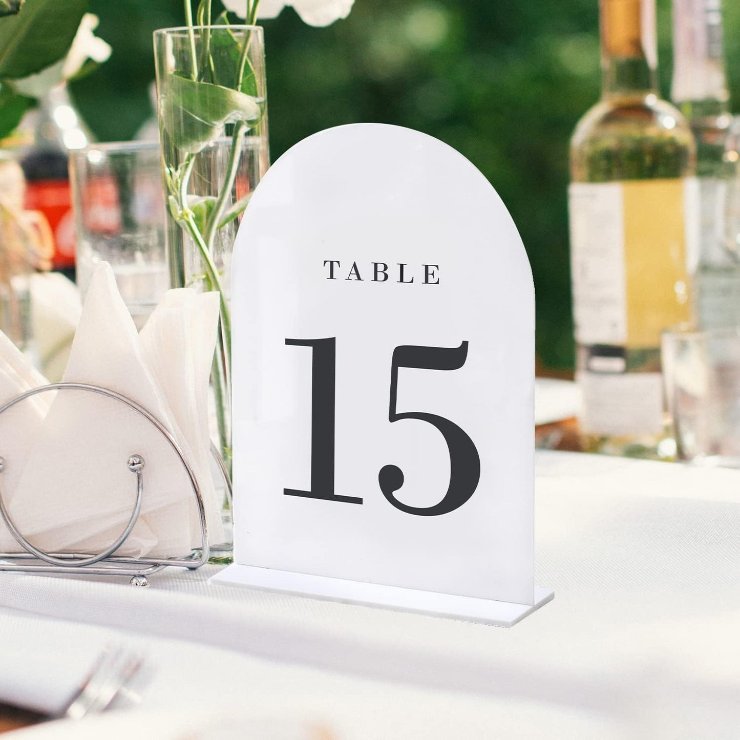 UNIQOOO White Arch Wedding Table Numbers with Stands 1-20, 5x7" Acrylic Signs and Holders, Perfect for Centerpiece, Reception, Decoration, Party, Anniversary, Event