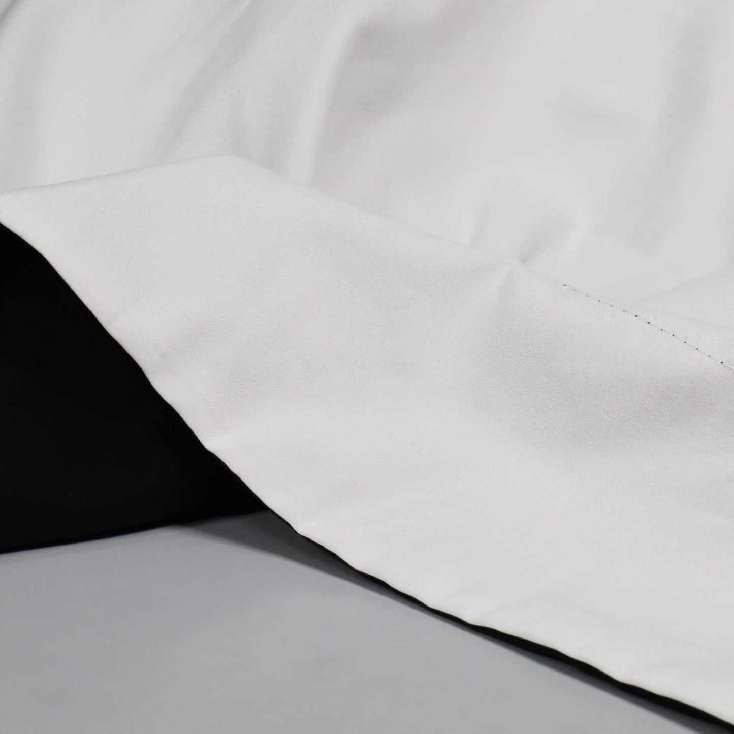 ISSUNTEX 6X9 ft Background Muslin Backdrop, Photo Studio, Collapsible High Density Screen for Video Photography and Television-Black/White