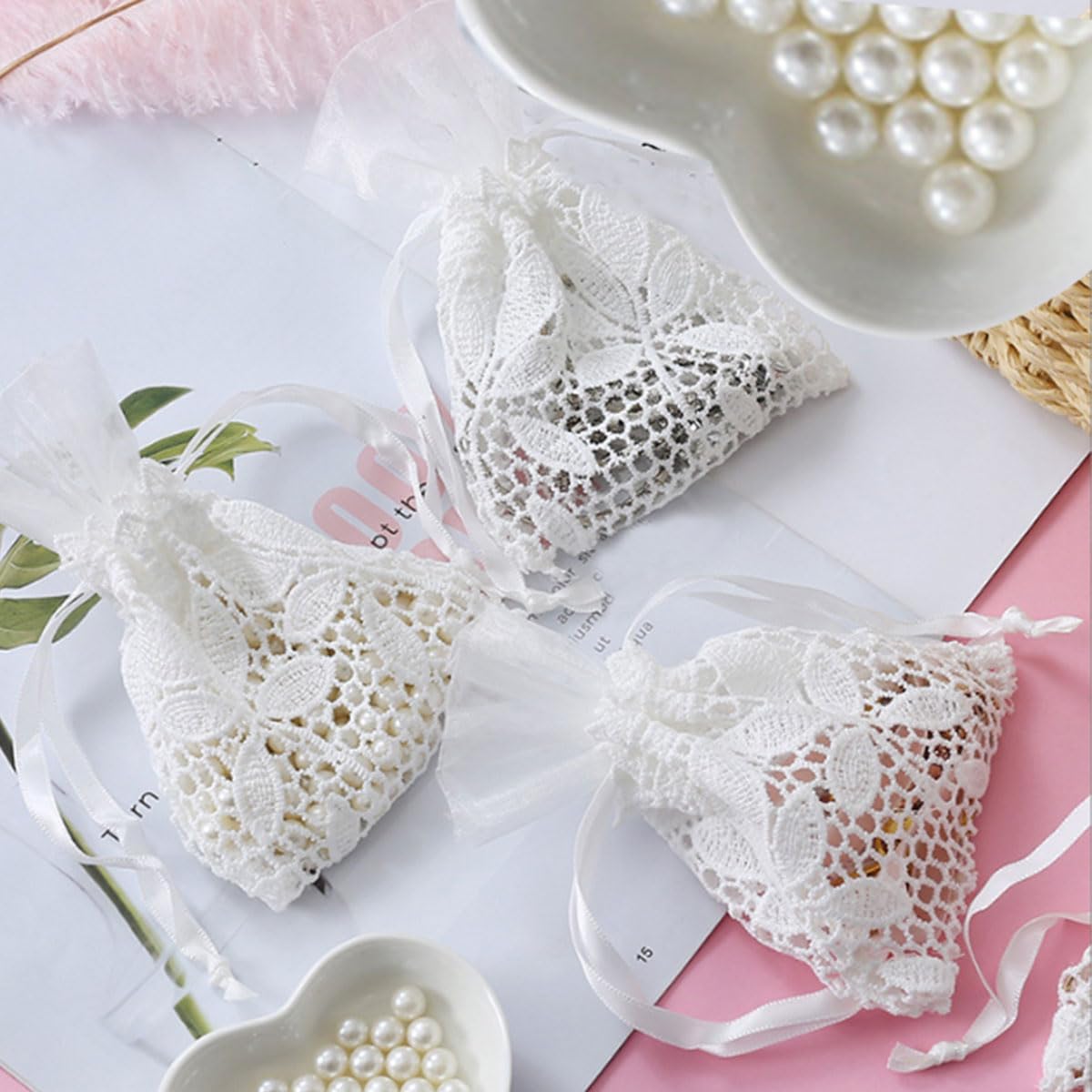 Ewanda store 8Pcs Lace Organza Drawstring Bags White Leaf Cotton Drawstring Bag for Wedding Christmas Birthday Party Favors Jewelry Pouches
