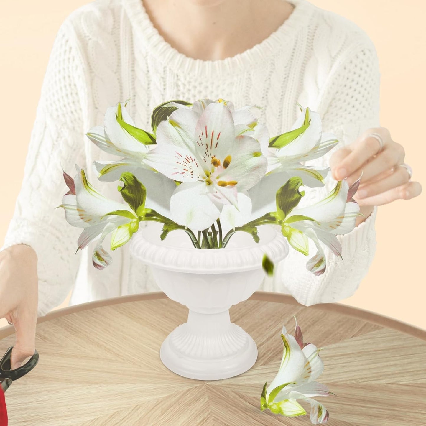 4pcs Mini Roman Style Flower Pots, Plastic Wedding Flower Containers, Decorative Pedestal Planters for Home, White, 6.29 x 6.29 x 5.51 Inch