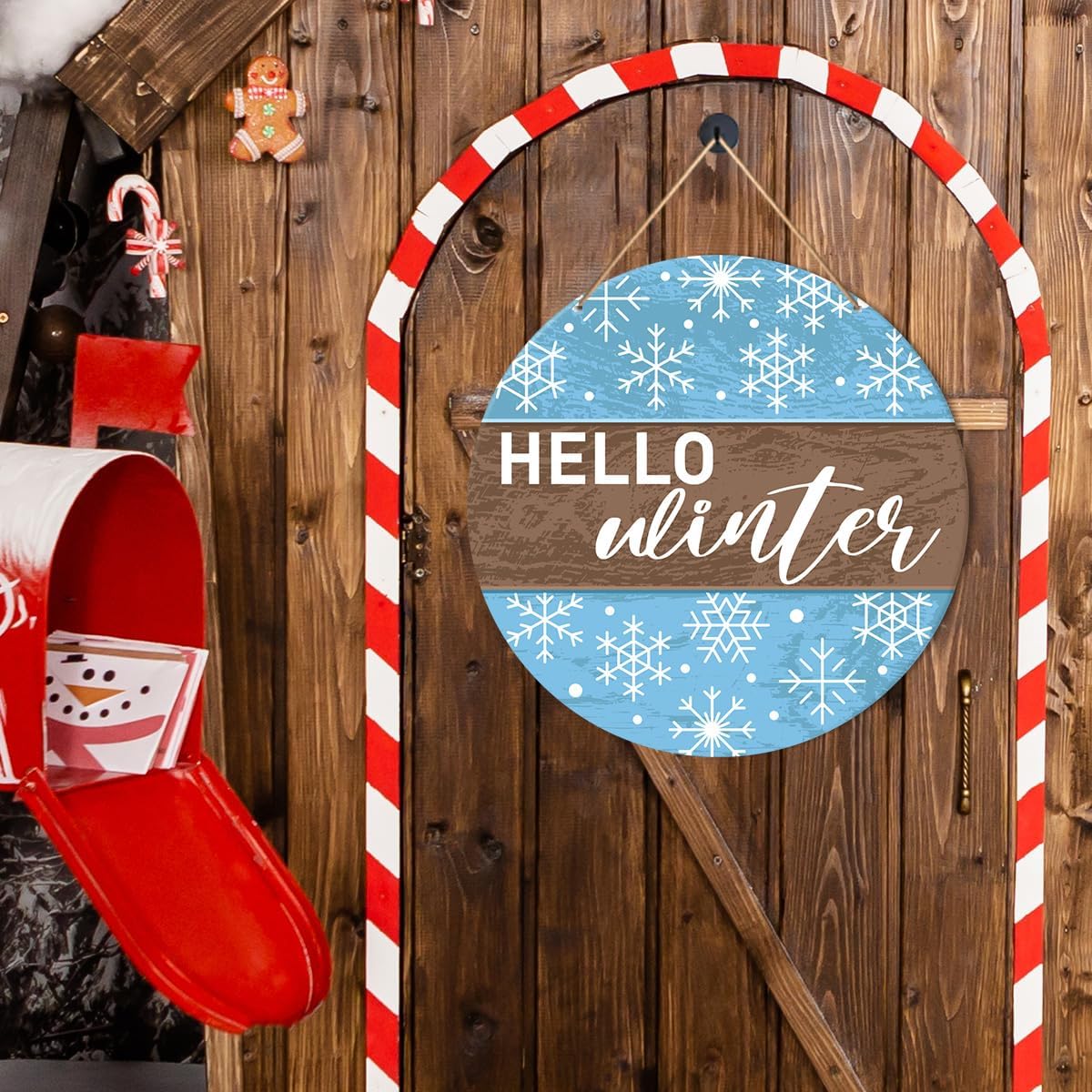 Muktoujaumai Hello Winter Sign Front Door Decor, Christmas Round Hanging Sign Decor Farmhouse Snowflake Xmas Holiday Wall Decorations Winter Wood Sign for Door, Porch, Home