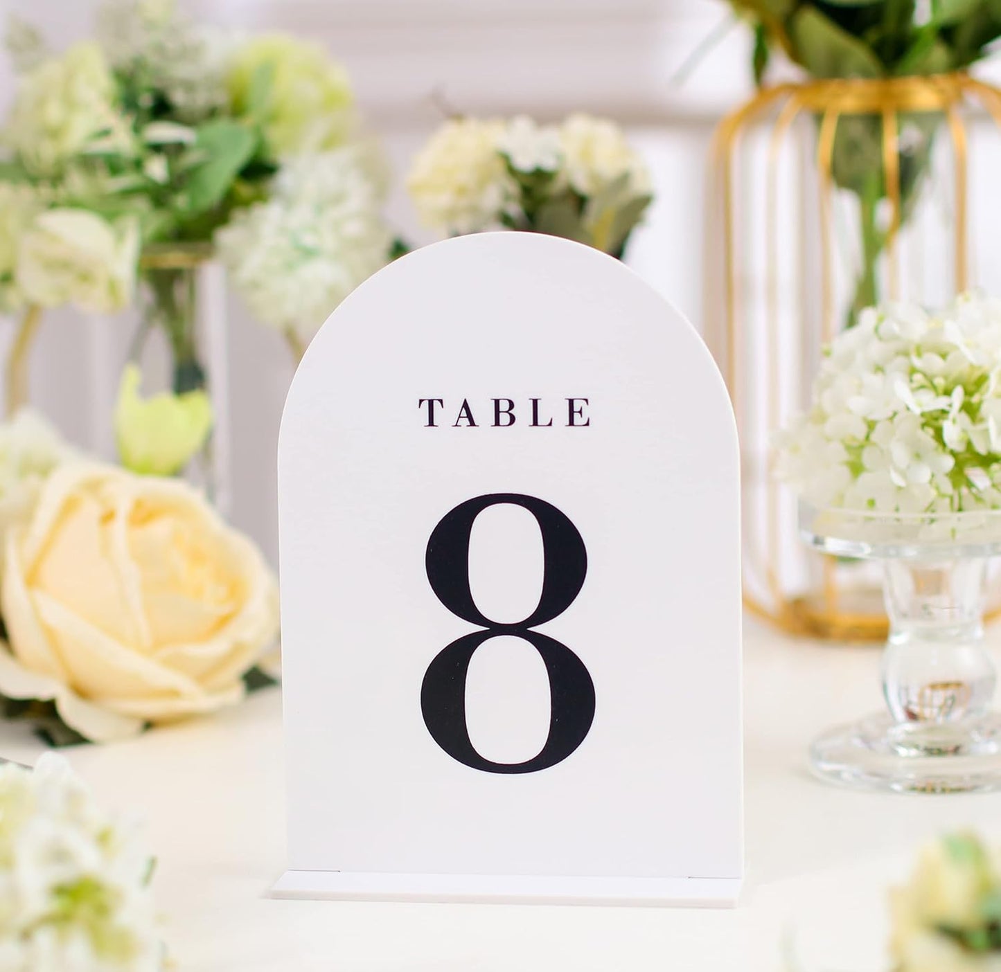 UNIQOOO White Arch Wedding Table Numbers with Stands 1-20, 5x7" Acrylic Signs and Holders, Perfect for Centerpiece, Reception, Decoration, Party, Anniversary, Event