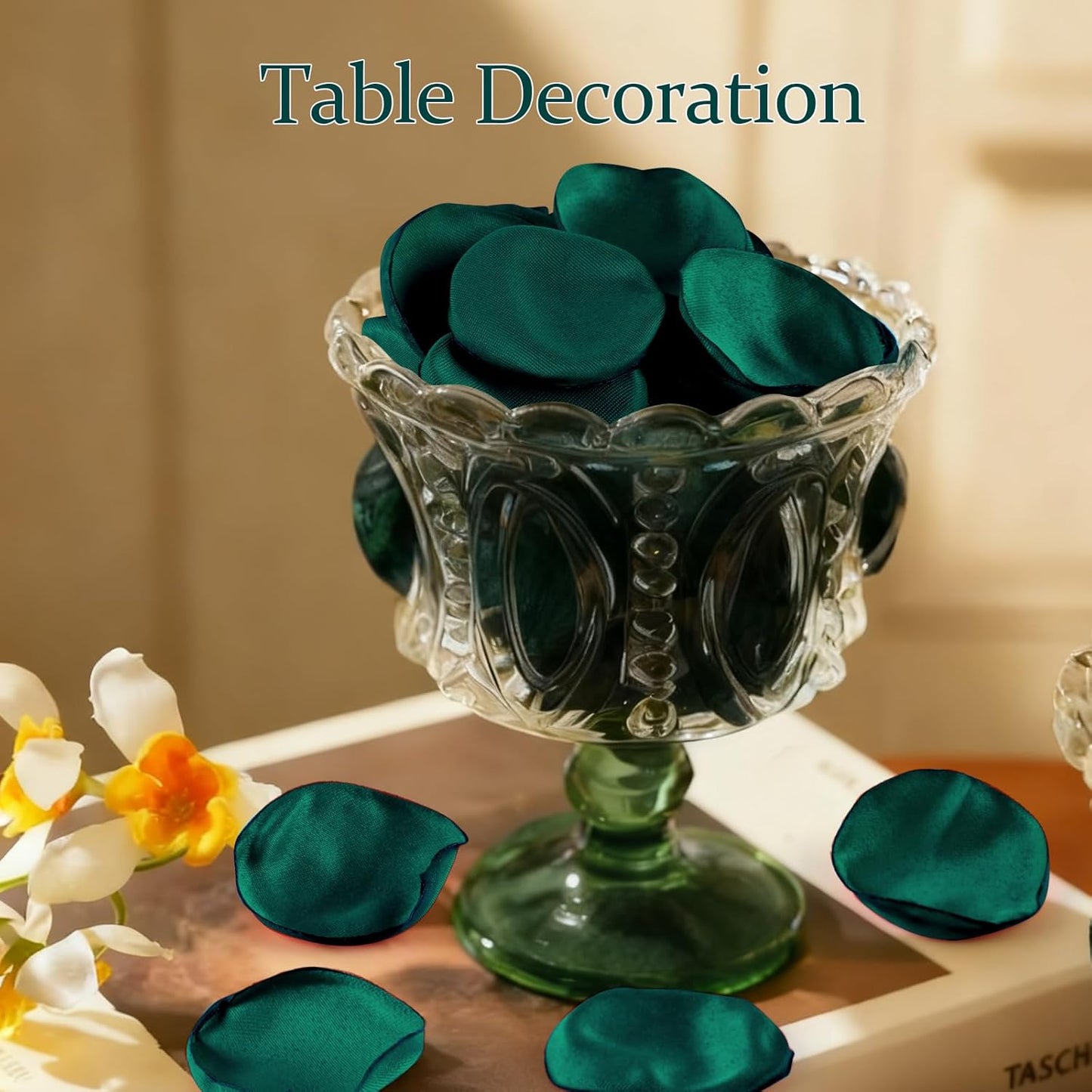 Silk Flower Petals Emerald Green 300pcs - Faux Rose Petals for Wedding, Centerpieces, Confetti, Bridal Shower, Romantic Night, and Photo Prop Decor