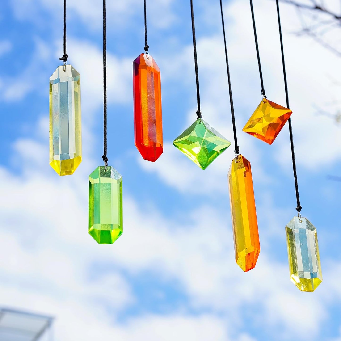 HDCRYSTALGIFTS 7PCS Crystal Prisms Suncatcher for Window Hanging, Rainbow Hanging Crystal Sun Catchers Indoor Window, Home Garden Christmas Decorations (Season Design)