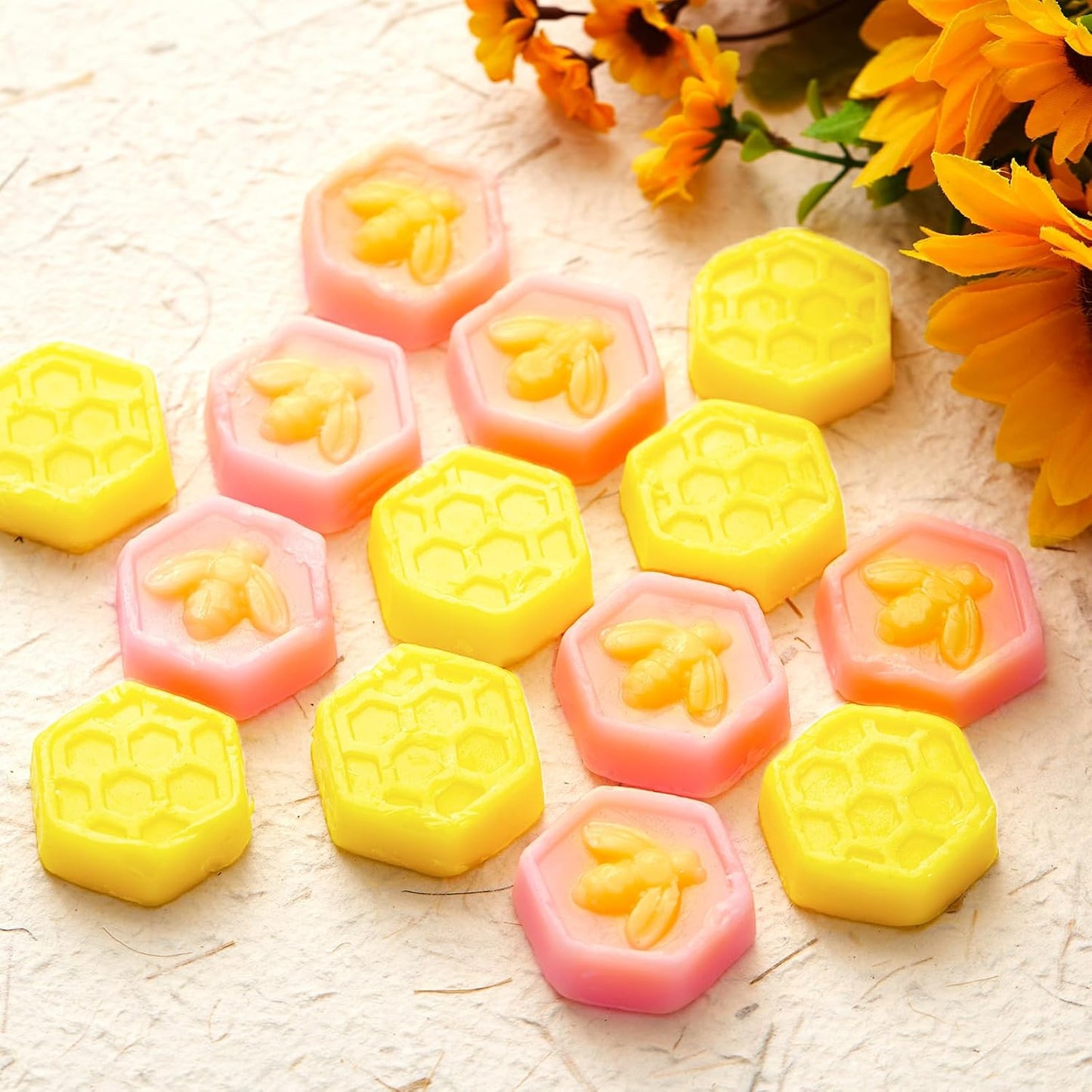 48 Set Baby Shower Favors Bee Party Favors Including Honeycomb Soap with Thank You Card Gift Honey Soap for Guest Gender Reveal Honey Gift Birthday Party Decorations (Pink,Yellow)