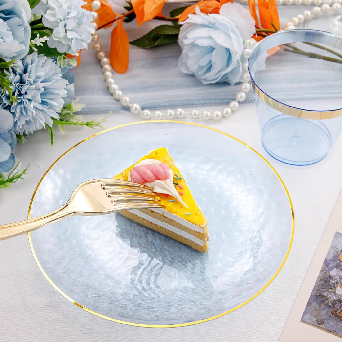 Rubtlamp 175 Pcs Plastic Dinnerware Set (25 Guests), Blue Disposable Plates With Gold Rim, Hammered Party Plates Set Include Dinner Platos, Dessert Platos, Cups, Cutlery And Napkins for Party