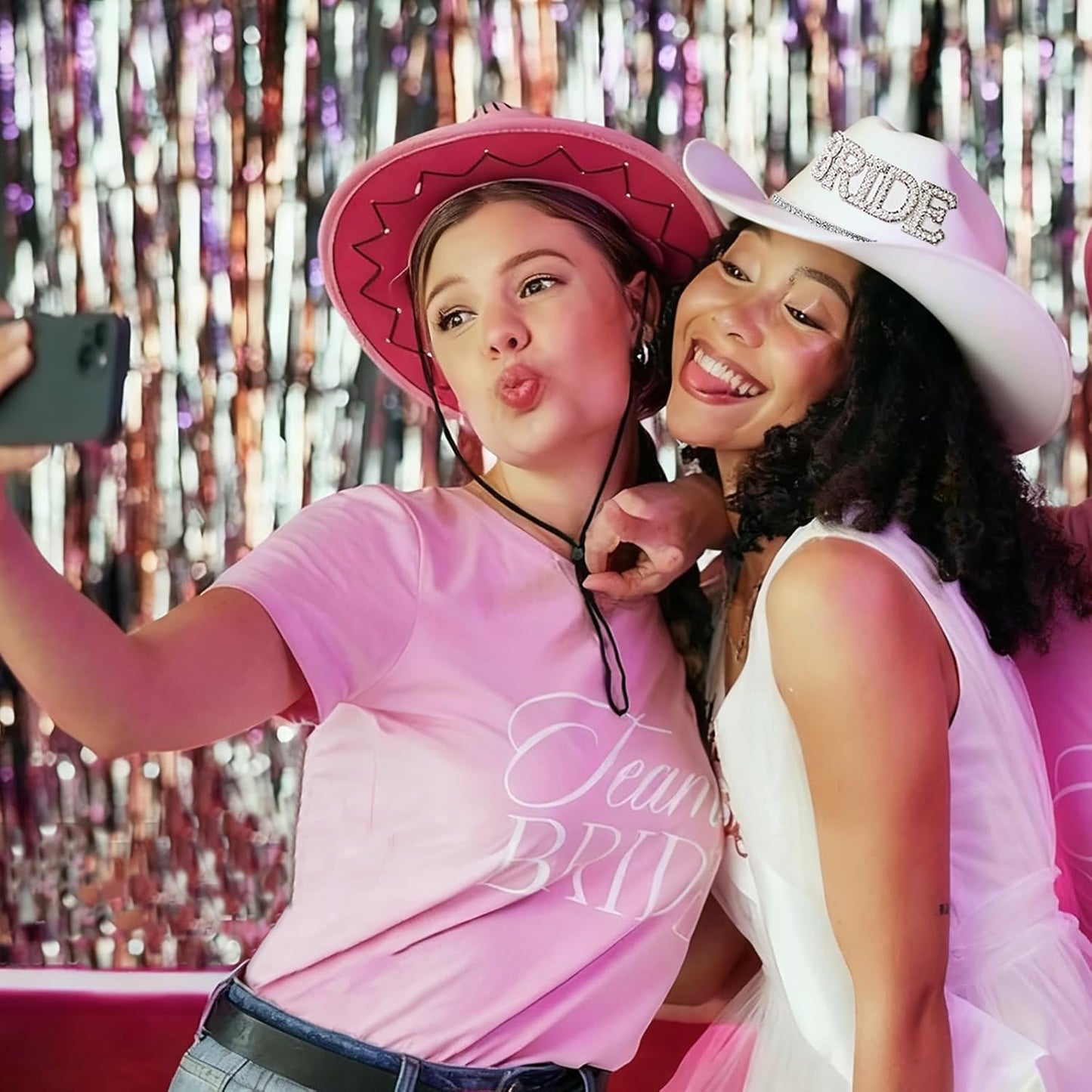 Frcctre 2 Pcs Bride Cowgirl Hat with Veil, Black Groom Cowboy Hat, Rhinestone Bride and Groom Cowboy Hats Wedding Bridal Shower Bachelorette Party Decoration Western Party Dress Up Accessories