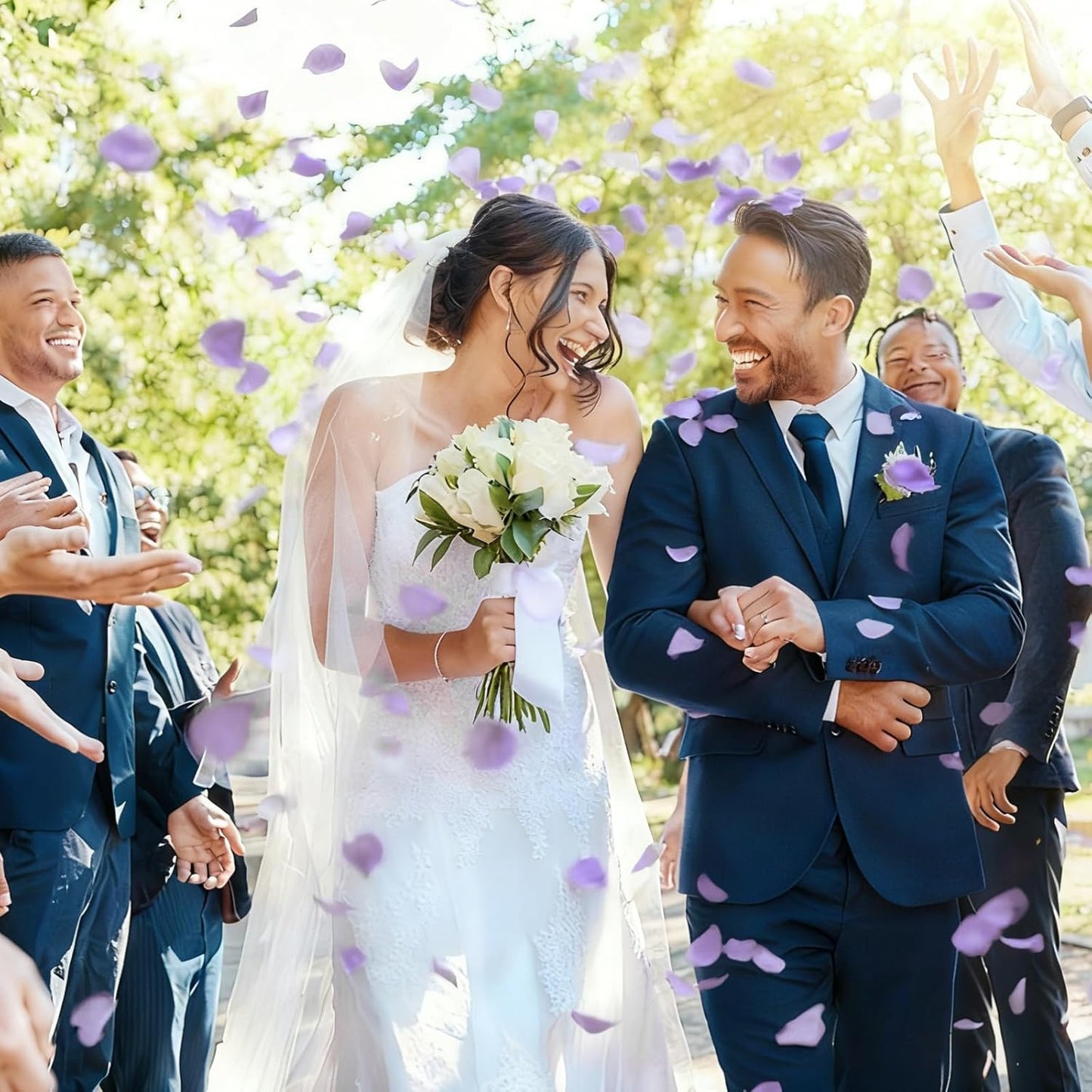 300pcs Dusty Blue Faux Silk Rose Petals - Ideal for Wedding Flower Girl Basket, Aisle Scatter, Dinner Table, Party Decor, and Valentine's Day Romance.