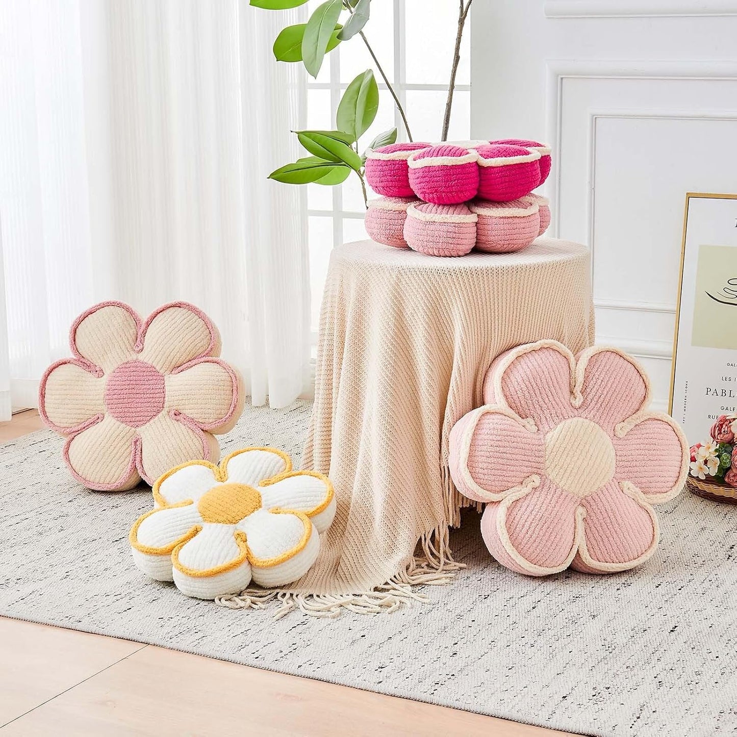 Flower Pillow, Soft Flower Decorative Throw Pillow, Cute Daisy Flower Shaped Seating Floor Cushion Room Décor Plush Pillows for Sofa Couch Bed (13.7 Inch, Ivory)