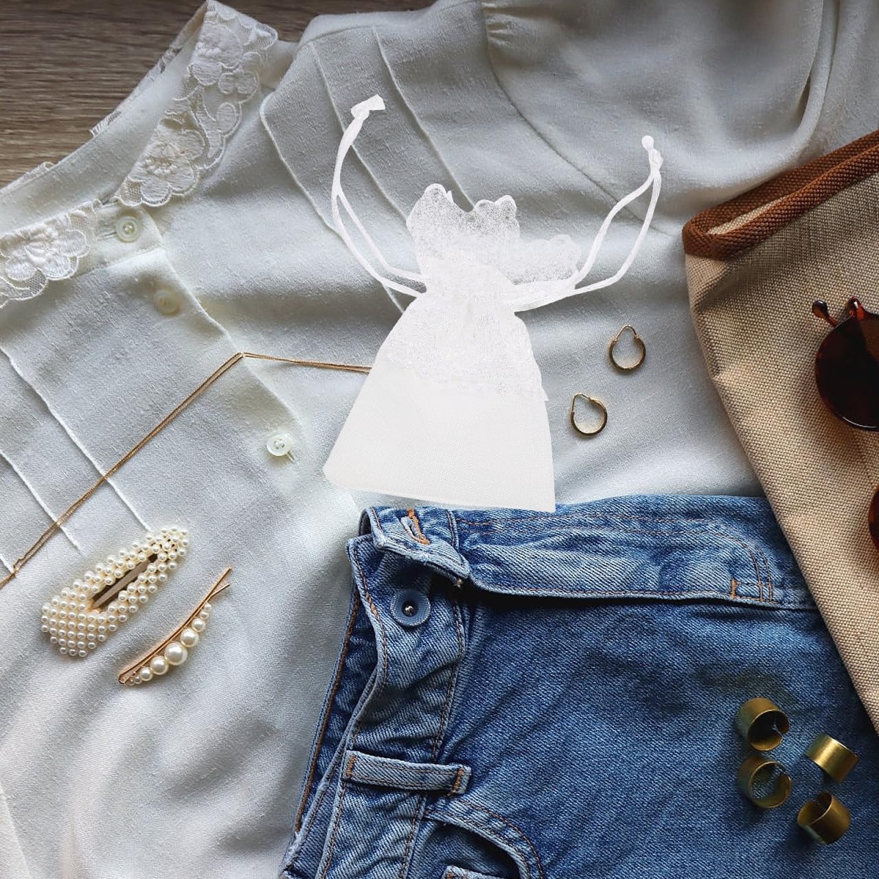 STOBOK 40Pcs White Lace Drawstring Jewelry Bags, Small Organza Bags, Lace Jewelry Pouches for Wedding Favors, Christmas Decors, Party Wrapping