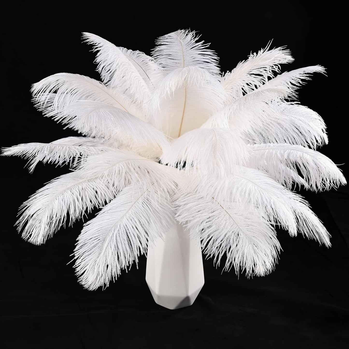 THARAHT White Ostrich Feathers 24pcs Natural Bulk 8-10Inch 20cm-25cm for Crafts Wedding Party Centerpieces Christmas Tree Decoration Feathers