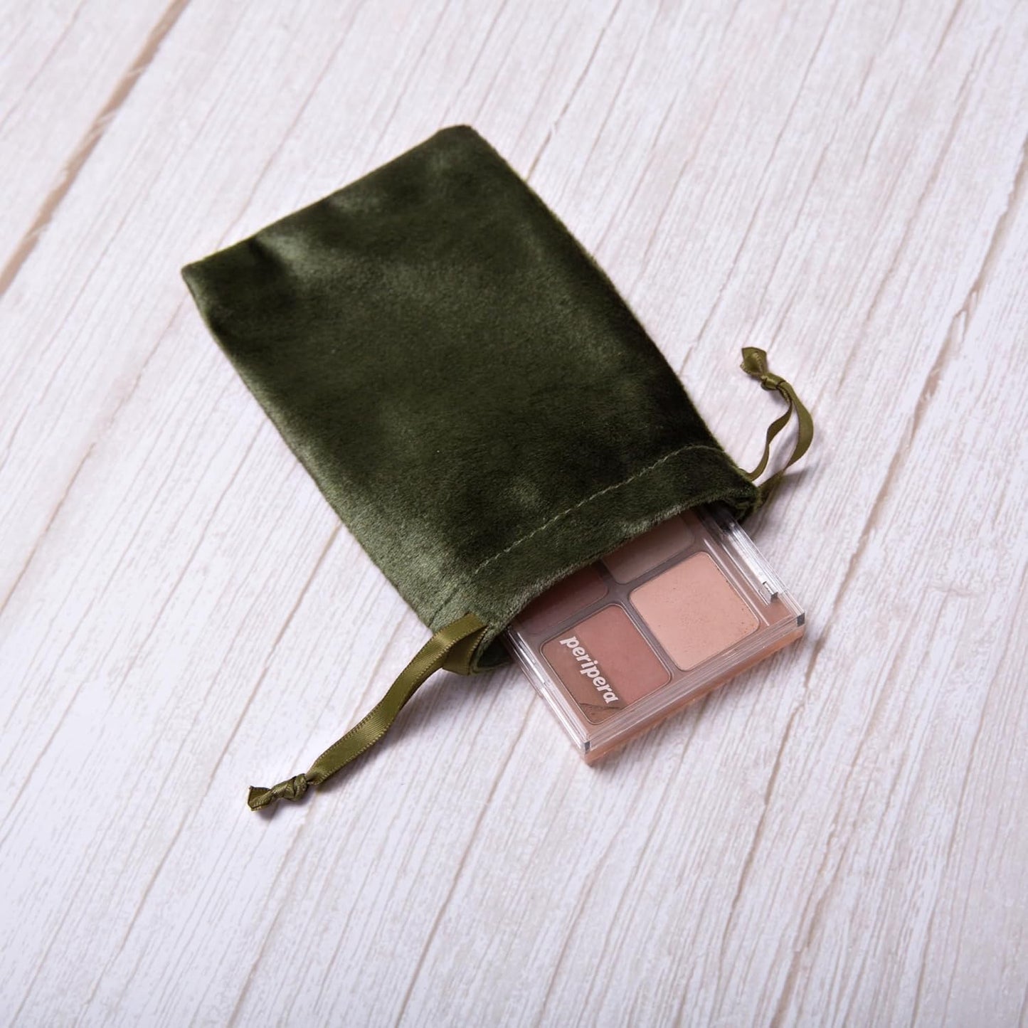 QIANF 12pcs Moss Green Velvet Drawstring Bags 4x6 inches Glossy Small Velvet Cloth Gift Bags Jewelry Pouches for Jewelry Storage Wedding Party Favor Christmas