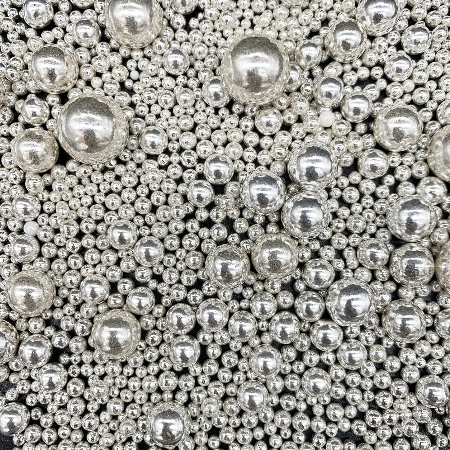 Weraru Edible Silver Pearl Sugar Sprinkles Candy Mixing Size Baking Edible Cake Decorations Cupcake Toppers Cookie Decorating Celebrations Wedding Shower Party Chirstmas Supplies 120g/ 4.2oz